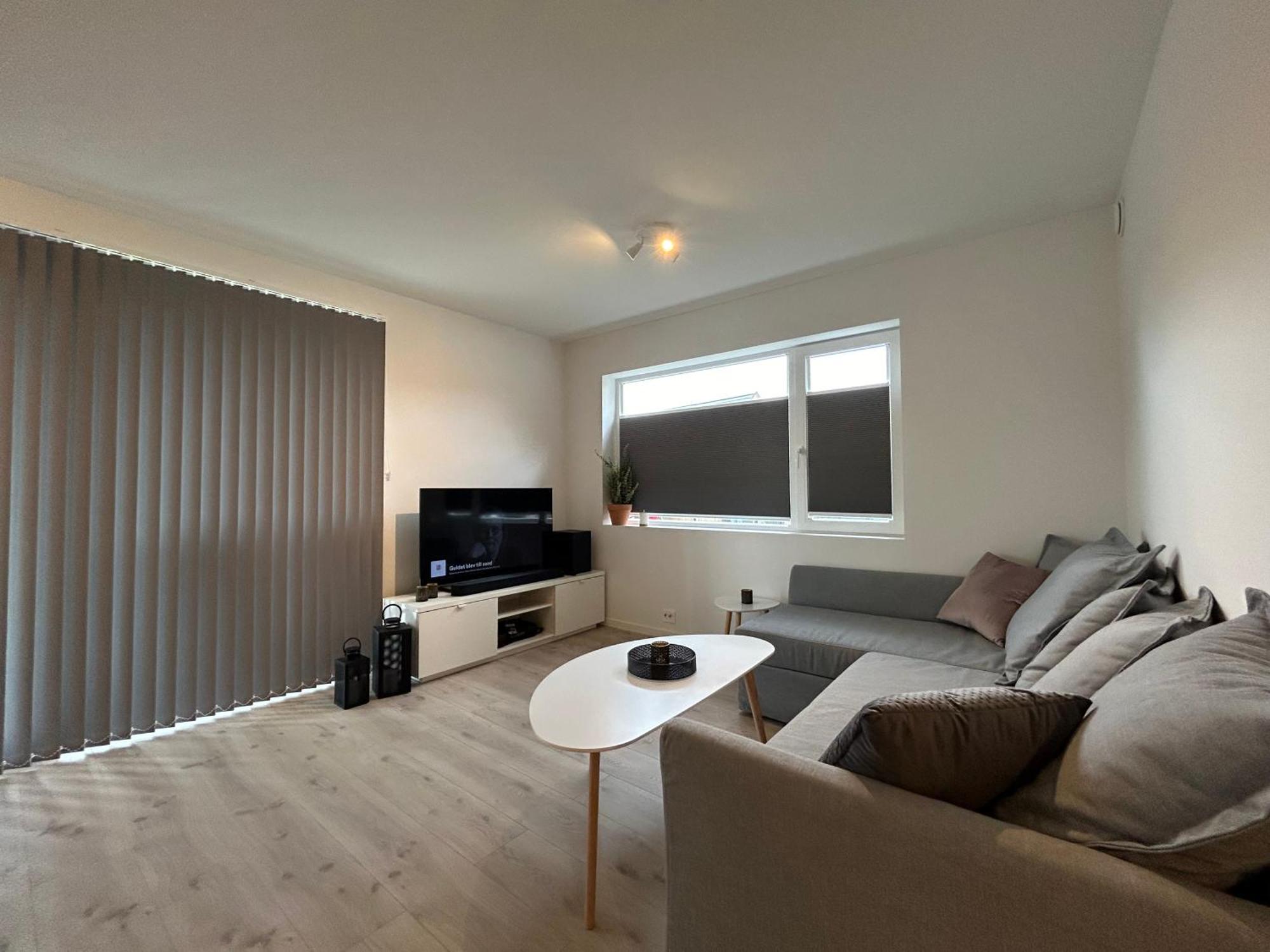 Sorlandsidyll Med Svommebasseng! Apartment Kristiansand Exterior photo
